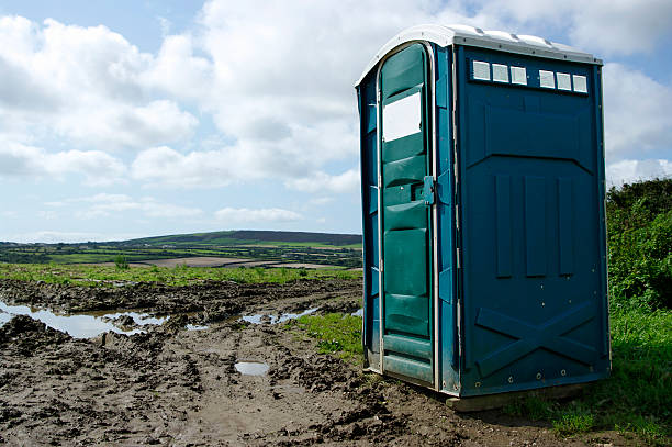 Best Restroom Trailer for Weddings  in Dravosburg, PA